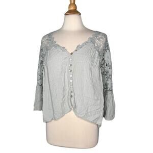 aeom Aqua Lace Trim Button-Up Blouse Sheer Open Back Flowy Bohemian Floral ST14